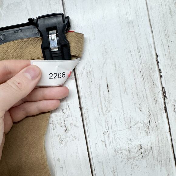 New Love Your Assets Shapewear Women Size 3 Buff Tan Sensational Shaper Shorts - Picture 3 of 4